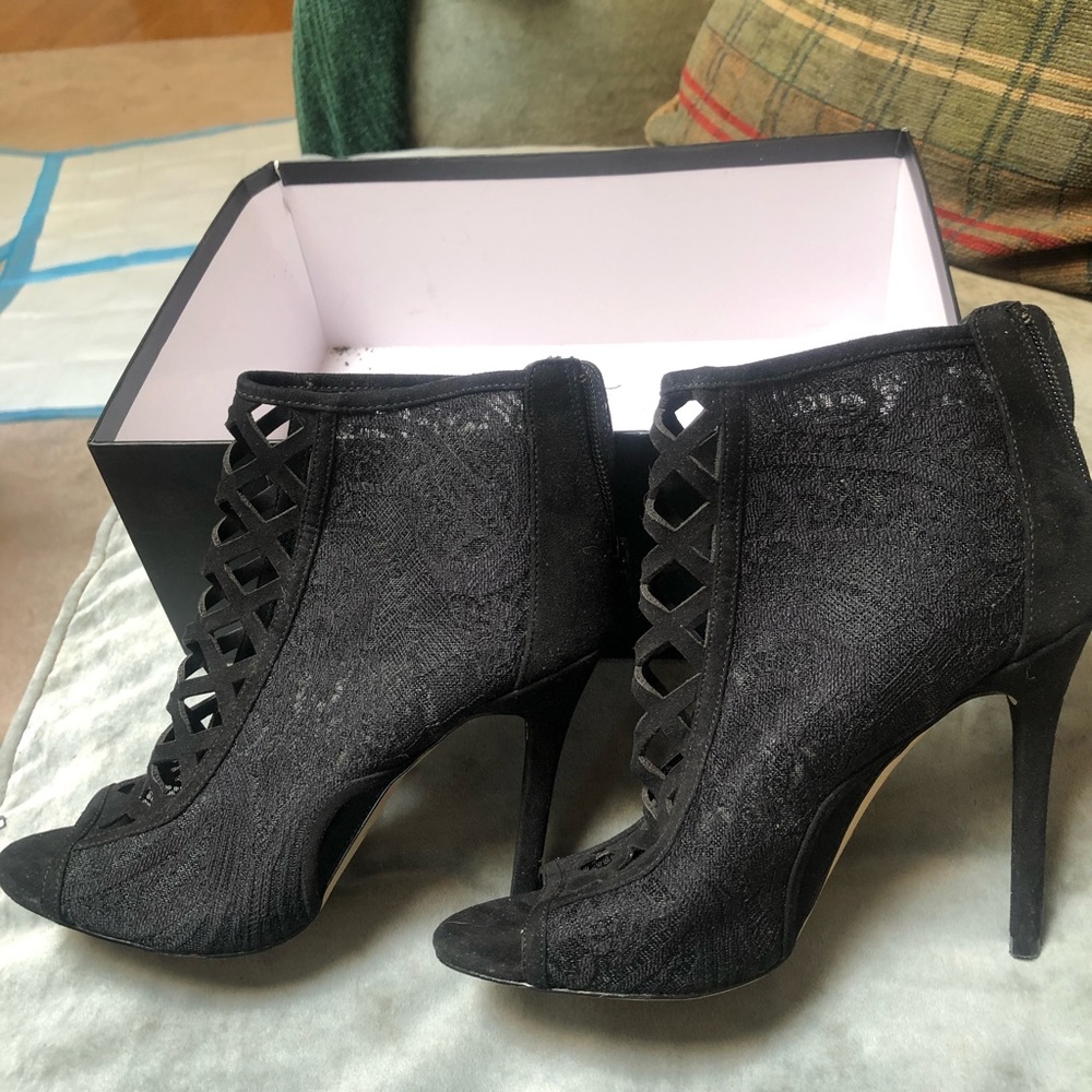 Black 4” Designer open toe lace bootie